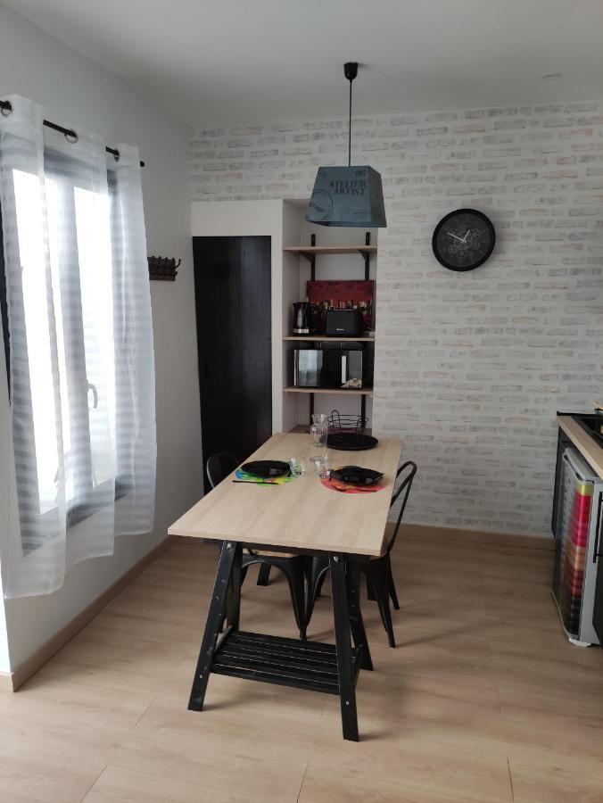 L'Atelier De L'Artiste - Moulins Coeur De Ville Ngoại thất bức ảnh
