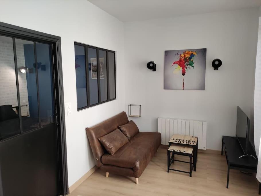 L'Atelier De L'Artiste - Moulins Coeur De Ville Ngoại thất bức ảnh